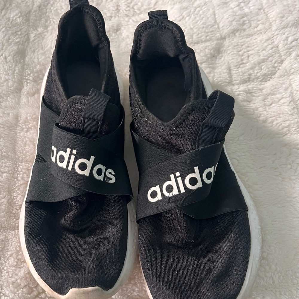 Adidas Adapt sneaker, women’s size 9